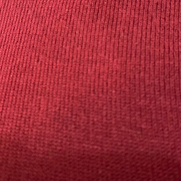 Burgundy/ red O/S Tunic sweater with zipper on left side -Size Large - Picture 6 of 8